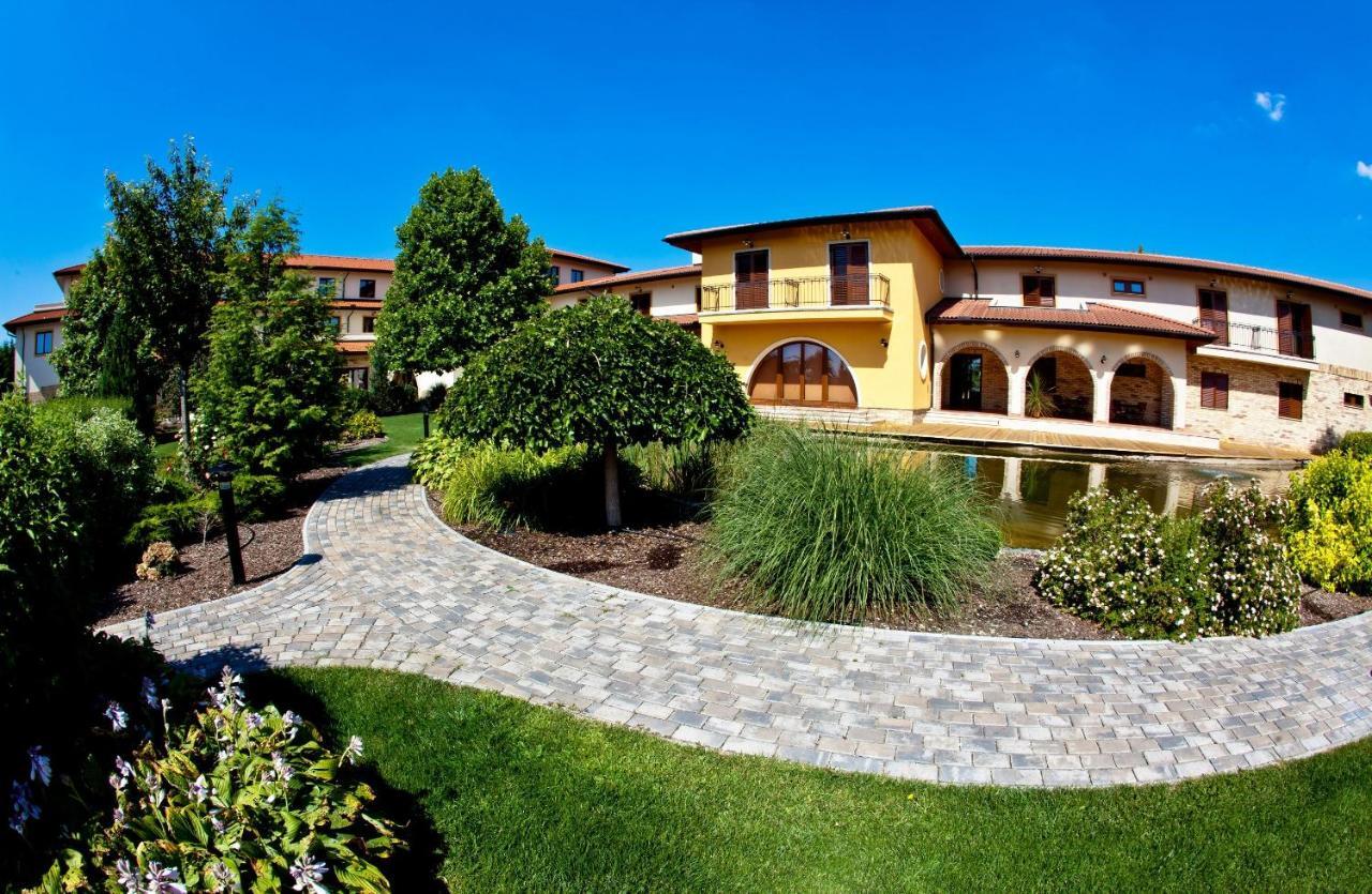 Budapest Airport Stacio Wellness & Konferencia 4*